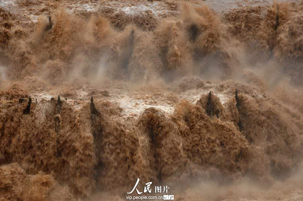 吉县瀑布图片:气势磅礴的黄河壶口瀑布特大瀑布群