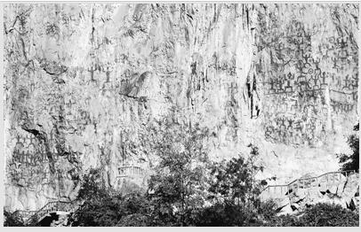 花山岩画：骆越人写在断壁上的歌