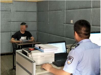 湖南新化警方首次劝返一名境外逃犯